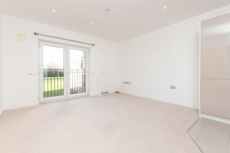 Kitchen / Lounge