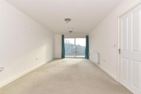 Kitchen/Living Area