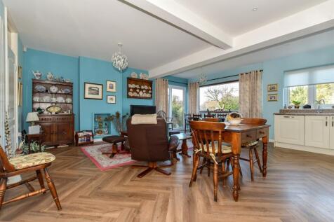 Kitchen/ Diner