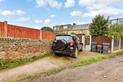 Driveway/Parking - Yes B