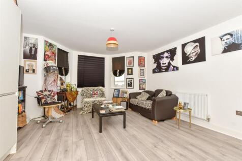Kitchen/Lounge