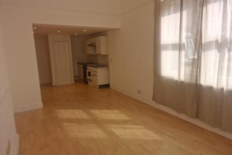 Lounge/Kitchen