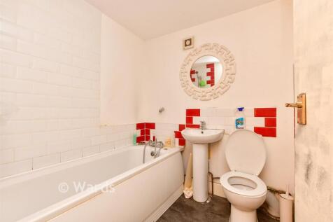 Flat 4 Bathroom