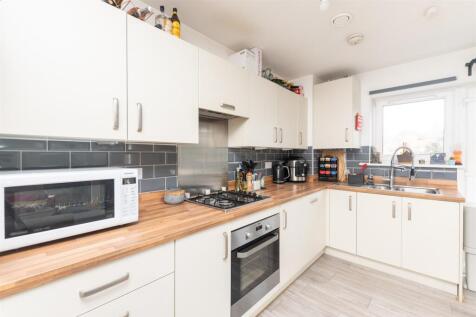 Kitchen / Lounge / Diner