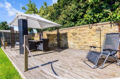 Patio / Decking