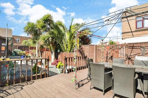 Patio / Decking