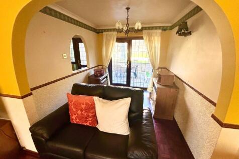 Lounge 1