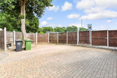 Driveway/Parking