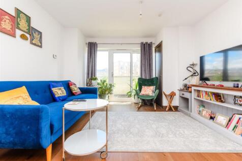 Lounge/Kitchen