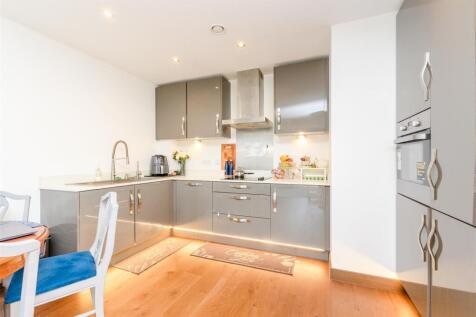 Lounge/Kitchen