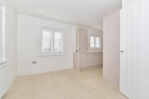 Kitchen/Dining Area