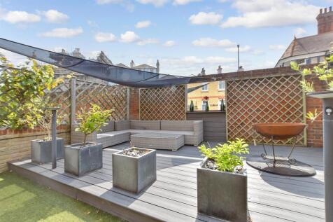 Patio / Decking