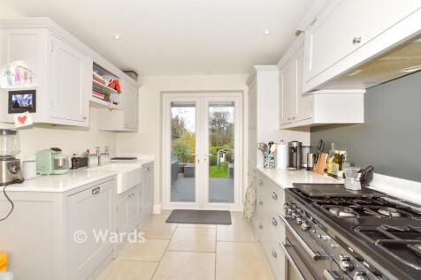 Kitchen/ Breakfast Room