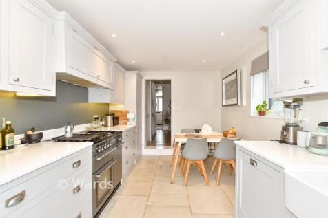 Kitchen/ Breakfast Room