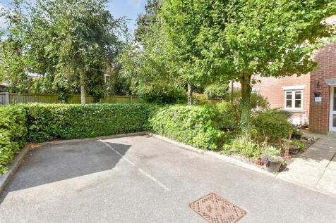 Driveway/Parking