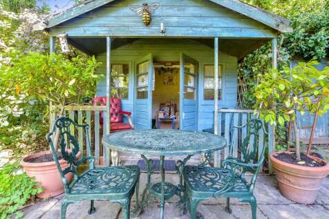 External Lifestyle Photograph