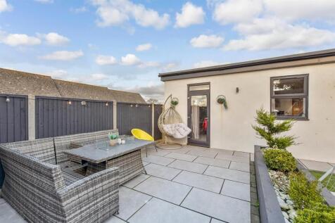 Patio / Decking
