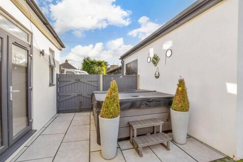 Patio / Decking