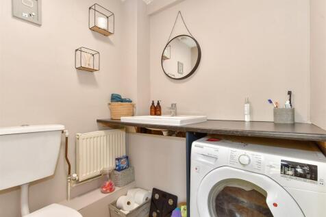 Utility/ Cloakroom
