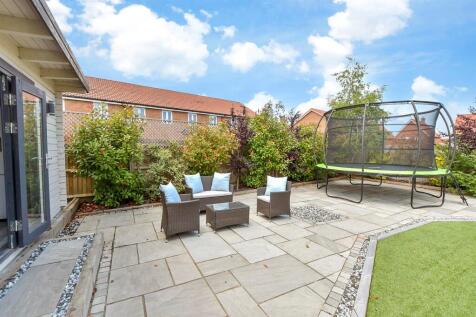 Patio / Decking