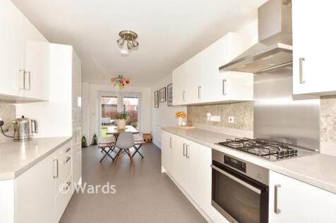 Kitchen/ Breakfast Room