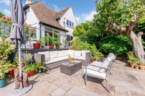 Patio / Decking