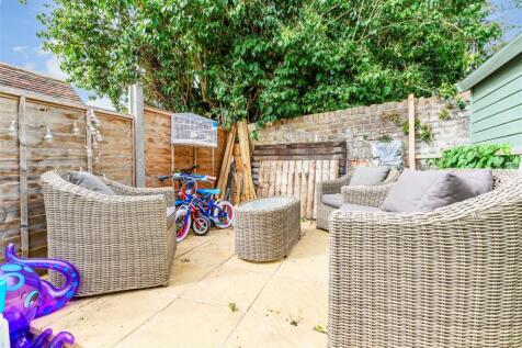 Patio / Decking