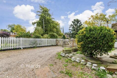 Driveway/Parking
