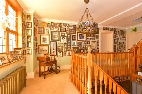 Galleried Landing