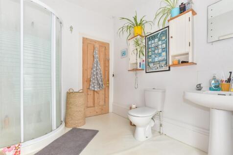 Jack And Jill En-Suite