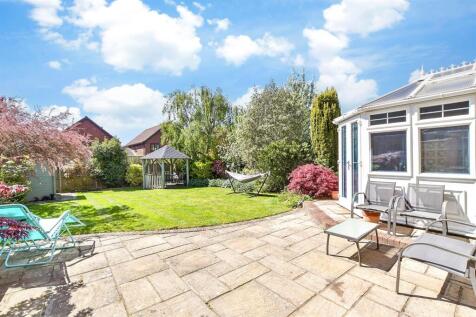 Patio / Decking