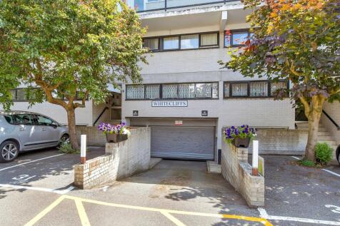 Driveway/Parking