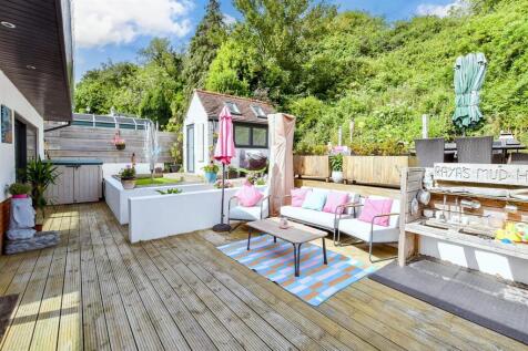 Patio / Decking