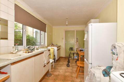 Kitchen/ Breakfast Room