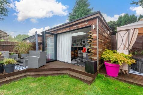 Workshop/Outbuildings