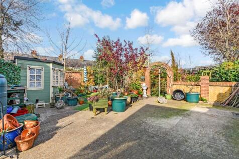 Patio / Decking