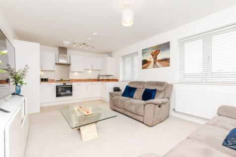 Lounge/Kitchen