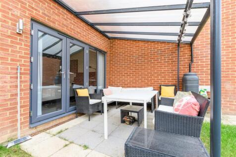Patio / Decking