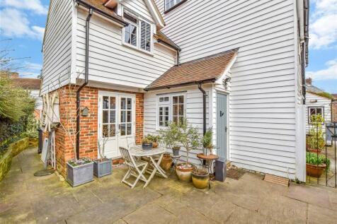Patio / Decking
