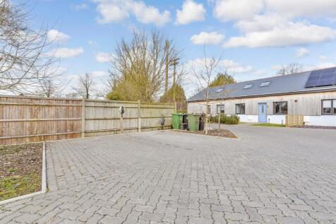 Driveway/Parking