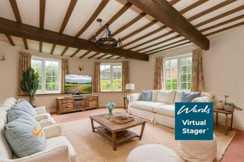 Lounge (Farmhouse Style)