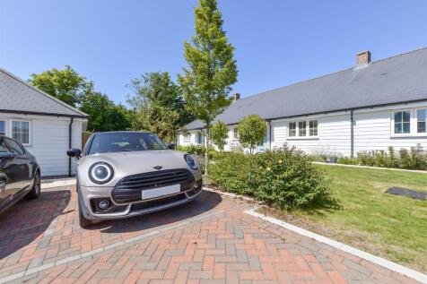 Driveway/Parking