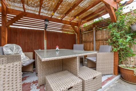 Patio / Decking