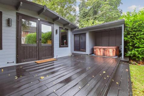 Patio / Decking