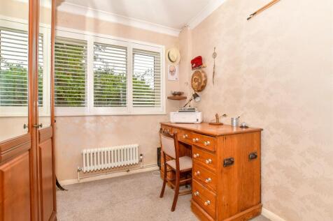 Office Space/ Bedroom 5