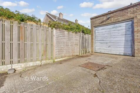 Driveway/Parking