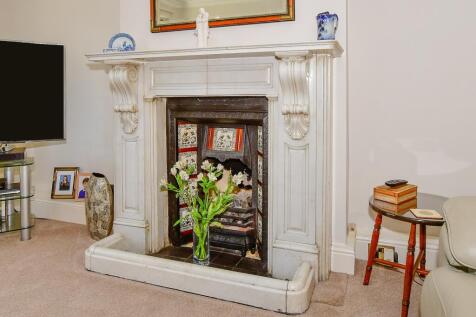 Internal Feature