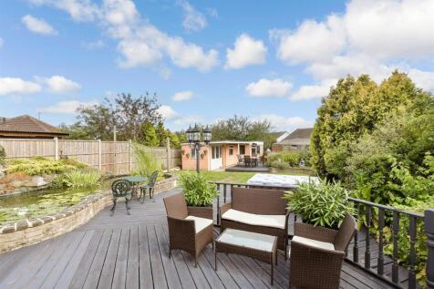 Patio / Decking