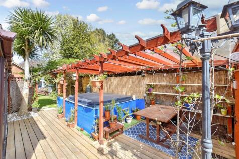 Patio / Decking