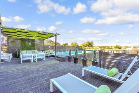 Patio / Decking